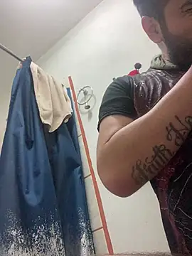 Snapshot of 6MataGarcia chatting on 03-17-26, 03:11 6MataGarcia online show from 03-17-26, 03:11