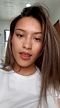 Gabby and Alice online show from 01-02-25, 06:01