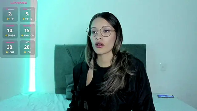 Gabby and Alice online show from 10-09-25, 10:30