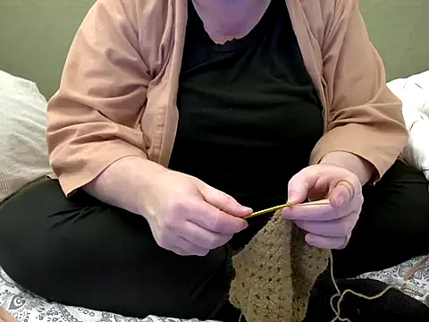 MarthaBriest online show from 11-11-25, 06:52