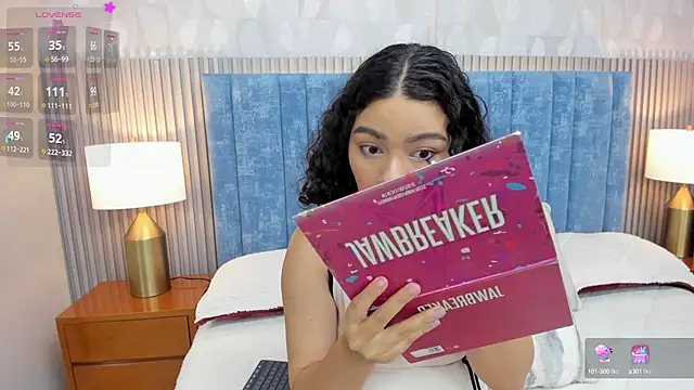 Snapshot of pretty_sunlight_ chatting on 11-02-25, 02:03 pretty sunlight online show from 11-02-25, 02:03