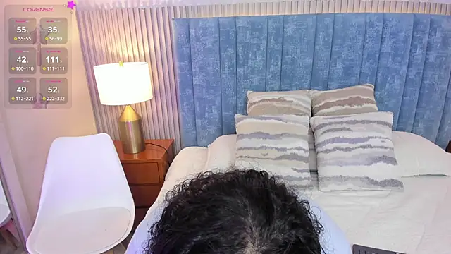 Snapshot of pretty_sunlight_ chatting on 11-26-25, 01:39 pretty sunlight online show from 11-26-25, 01:39