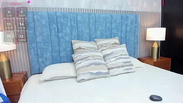 Snapshot of pretty_sunlight_ chatting on 11-30-25, 01:31 pretty sunlight online show from 11-30-25, 01:31