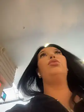 Tisha Busty online show from 04-24-26, 01:46