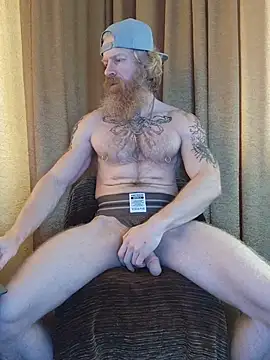 Snapshot of Gingerbeard40 chatting on 02-04-26, 06:19 Gingerbeard40 online show from 02-04-26, 06:19