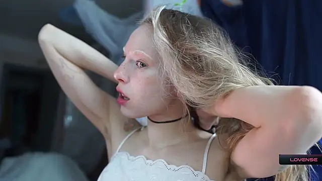  Phantom thread  online show from 03-04-26, 08:42