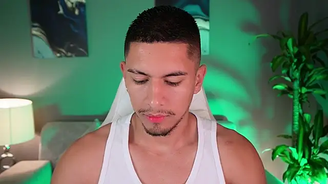 Aaronfox x online show from 01-20-25, 09:13