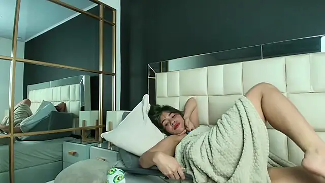 brigiitte rohan online show from 01-08-25, 04:23