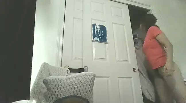 PompasPurpleriver online show from 12-20-24, 11:05