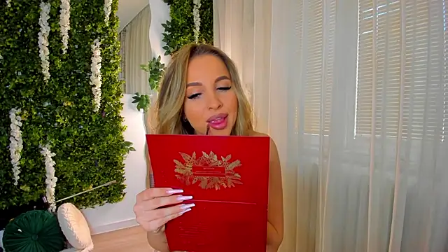 VivienCarter online show from 03-20-25, 07:03