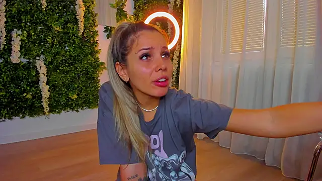 VivienCarter online show from 10-13-25, 09:09