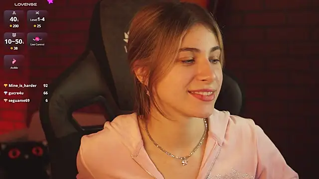 EllieCutes online show from 01-31-25, 01:02