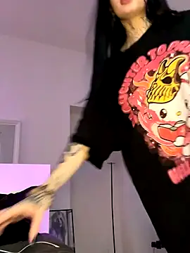 madelinexx online show from 09-17-25, 02:19