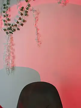 madelinexx online show from 11-06-25, 11:00