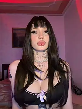 madelinexx online show from 05-06-26, 08:14