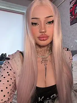 madelinexx online show from 06-12-26, 11:53