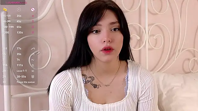 Snapshot of WildaBendell chatting on 03-09-25, 11:03 WildaBendell online show from 03-09-25, 11:03