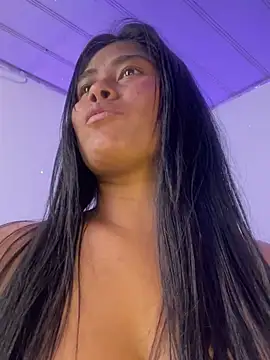 Snapshot of hurren_pasha chatting on 02-10-25, 03:21 hurren pasha online show from 02-10-25, 03:21