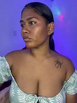 Snapshot of hurren_pasha chatting on 02-12-25, 12:22 hurren pasha online show from 02-12-25, 12:22