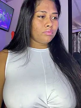 Snapshot of hurren_pasha chatting on 10-02-25, 01:29 hurren pasha online show from 10-02-25, 01:29