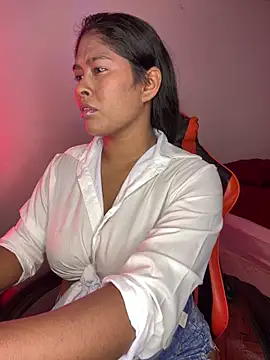 Snapshot of hurren_pasha chatting on 03-11-26, 12:44 hurren pasha online show from 03-11-26, 12:44