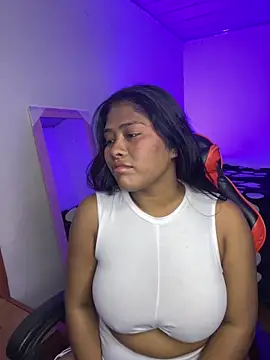 Snapshot of hurren_pasha chatting on 03-16-26, 12:42 hurren pasha online show from 03-16-26, 12:42