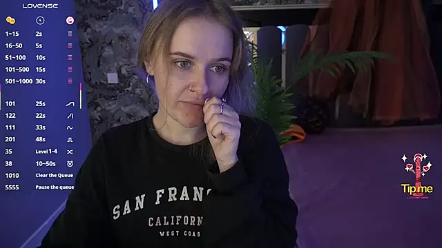 MaribelRiverr  online show from 10-31-25, 06:47