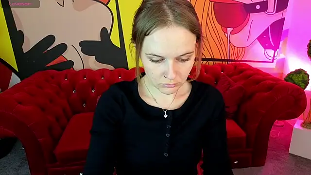 Snapshot of MaribelRiverr_ chatting on 06-02-26, 05:31 MaribelRiverr online show from 06-02-26, 05:31