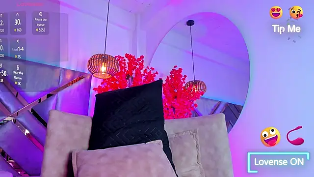 Snapshot of KimVelezz chatting on 02-03-25, 07:31 KimVelezz online show from 02-03-25, 07:31