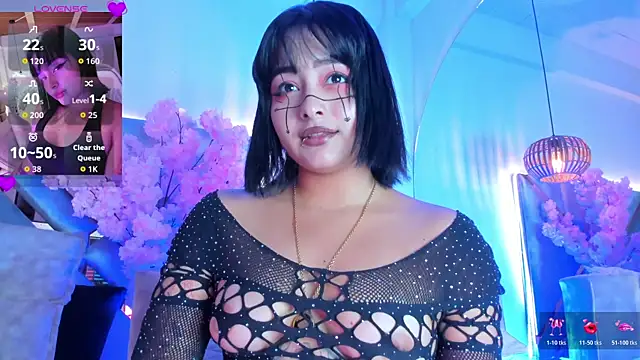 Snapshot of KimVelezz chatting on 11-14-25, 07:12 KimVelezz online show from 11-14-25, 07:12