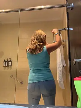 Lombada online show from 10-13-25, 07:52