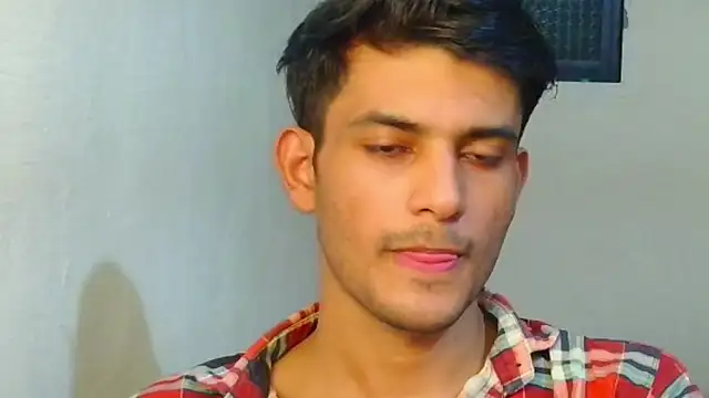 Snapshot of kingkartik7 chatting on 10-11-25, 03:21 kingkartik7 online show from 10-11-25, 03:21