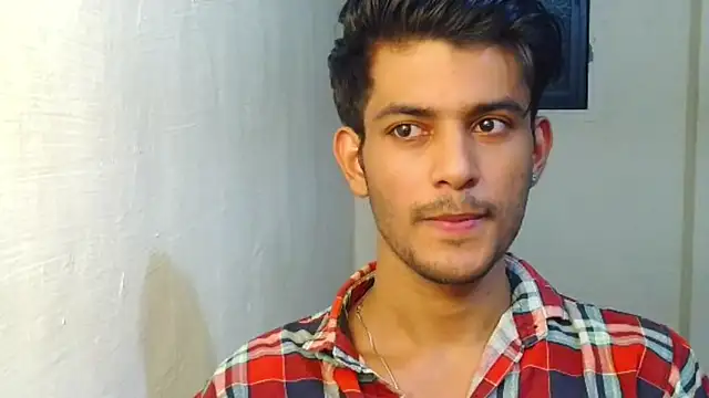 Snapshot of kingkartik7 chatting on 10-28-25, 04:53 kingkartik7 online show from 10-28-25, 04:53