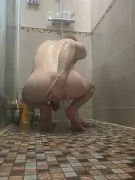 louiv93000 online show from 12-21-25, 06:26