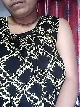 Snapshot of miss-Riy chatting on 02-14-25, 09:03 miss-Riy online show from 02-14-25, 09:03