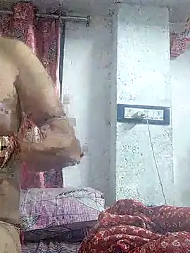 Snapshot of miss-Riy chatting on 03-18-25, 05:21 miss-Riy online show from 03-18-25, 05:21