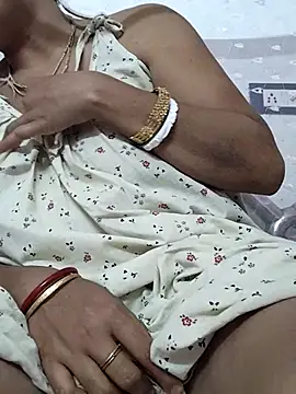 Snapshot of miss-Riy chatting on 12-14-25, 04:12 miss-Riy online show from 12-14-25, 04:12