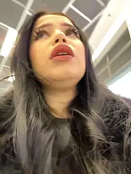 Chloe  Moon online show from 12-20-24, 11:43