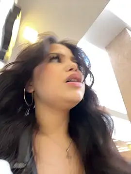 Chloe  Moon online show from 09-08-25, 03:11