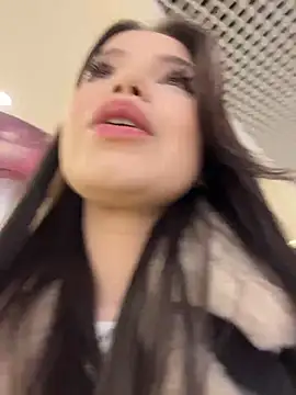 Chloe  Moon online show from 12-16-25, 03:06