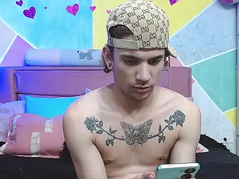 tylor boy online show from 10-02-25, 01:56