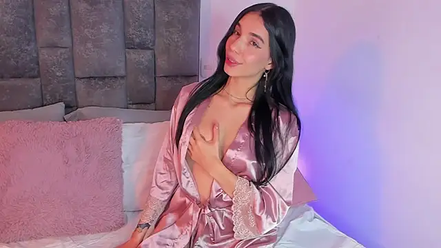 Snapshot of reallyfrost chatting on 12-26-24, 05:58 reallyfrost online show from 12-26-24, 05:58