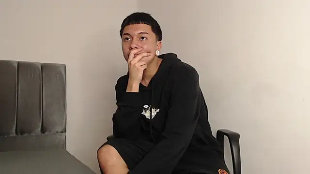 alex-lover online show from 03-21-25, 06:05