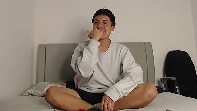 alex-lover online show from 04-23-26, 06:10