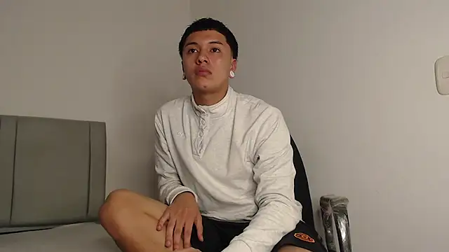 alex-lover online show from 04-25-26, 11:13