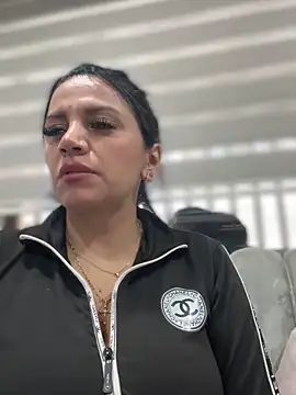 Milff parkerrr online show from 01-15-25, 10:24