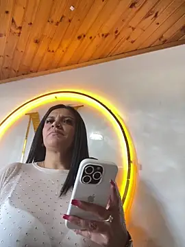 Milff parkerrr online show from 01-21-25, 09:25