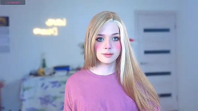  yourFoxy  online show from 10-12-25, 02:16