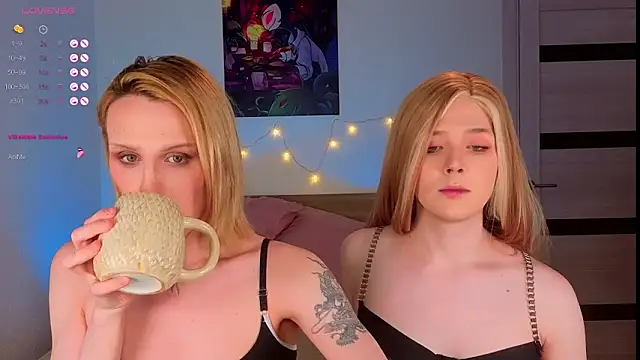  yourFoxy  online show from 01-11-26, 06:02