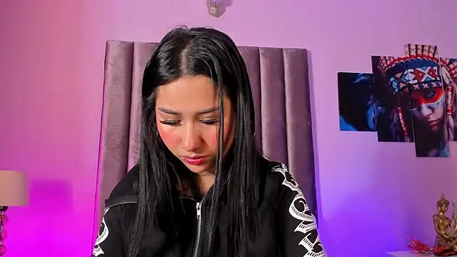 Isabella Flowers online show from 04-01-26, 05:08